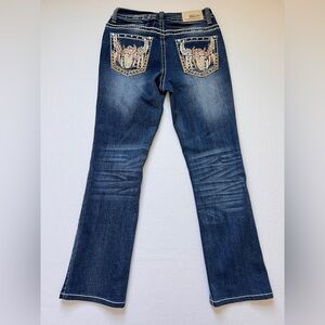 Elegant Boot Cut Jeans with Embroidery